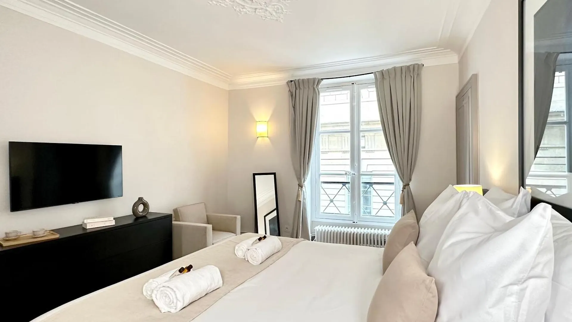 Luxembourg Garden Unique Haven Apartment Paris 0*,
