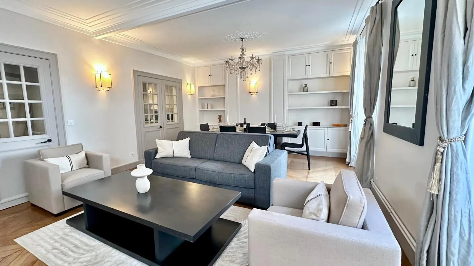 Luxembourg Garden Unique Haven Apartment Paris France